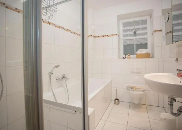 Sauerland Mit Traumhaftem Blick Ins Tal